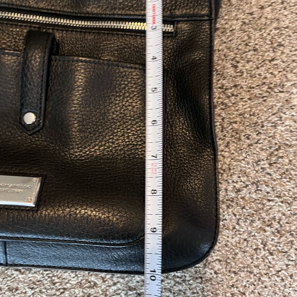 Tignanello genuine leather purse - Picture 5 of 7